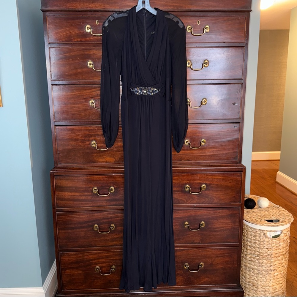 David Meister Black Long-Sleeve Evening Gown with Beaded Belt Detail Size 4